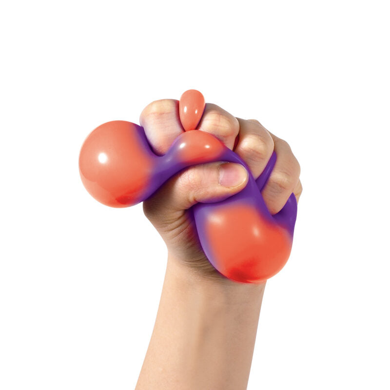 NeeDoh Color Change Squeeze Heart - US 8805